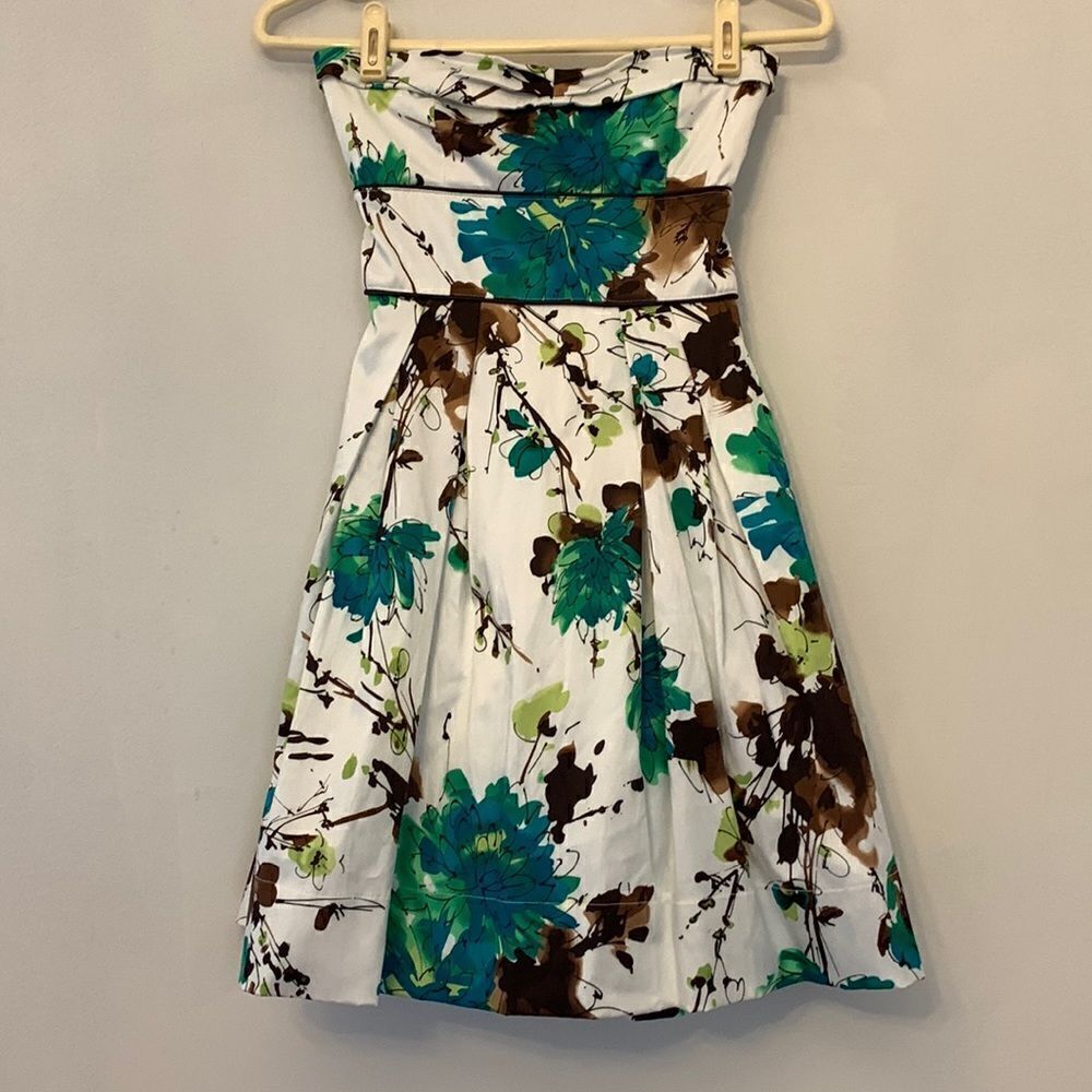Teeze Me strapless brown, green floral dress. Size S Tulle underlay. Lined